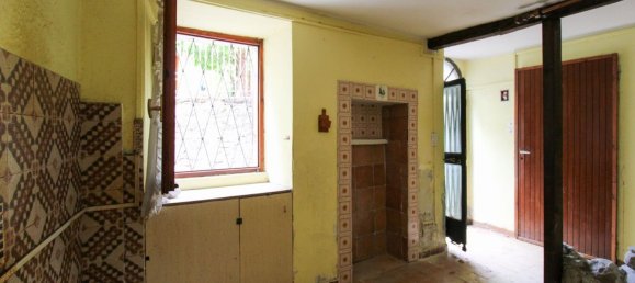 4 rooms House in Blessagno, Italy No. 160230 8