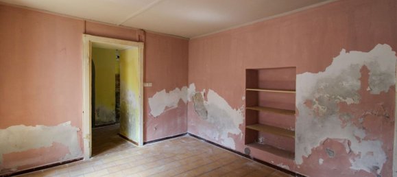 4 rooms House in Blessagno, Italy No. 160230 15