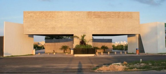 3 bedrooms House in Merida, Mexico No. 179577 2