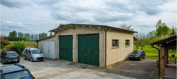 5 rooms House in Rio Saliceto, Italy No. 37016 19