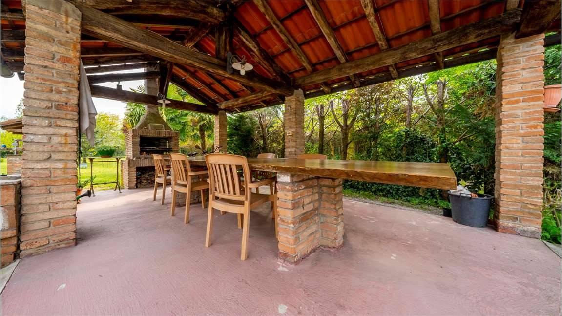 5 rooms House in Rio Saliceto, Italy No. 37016