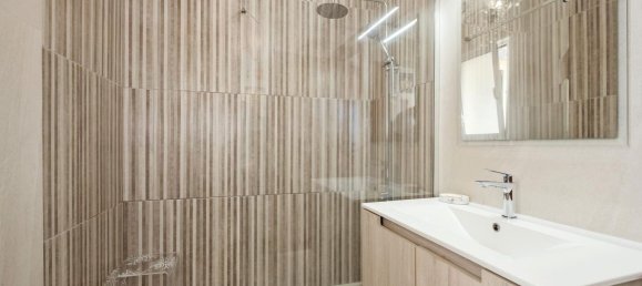 3 bedrooms House in Funchal, Portugal No. 94767 17