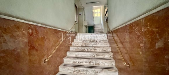 1 bedroom Apartment in Naples, Italy No. 193464 2