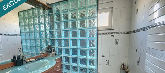 5 bedrooms House in Piblange, France No. 212493 20