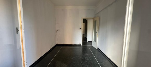 Apartamento de 3 habitaciónes en Genoa, Italy No. 39225 12