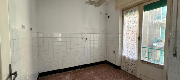 Apartamento de 3 habitaciónes en Genoa, Italy No. 39225 15