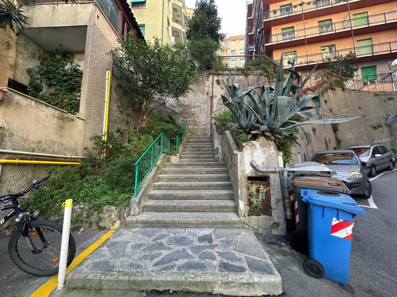 Apartamento de 3 habitaciónes en Genoa, Italy No. 39225