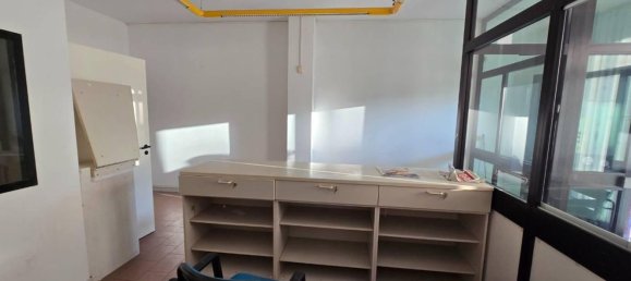 Gewerbliche Immobilie in Arezzo, Italy 46m², Nr. 153030 3