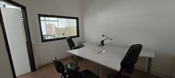 Gewerbliche Immobilie in Arezzo, Italy 46m², Nr. 153030 6