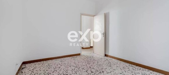 120m² Office in Subiaco, Italy No. 327639 13