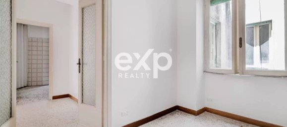 120m² Office in Subiaco, Italy No. 327639 2