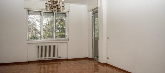 5 rooms Apartment in Verona, Italy No. 308877 2