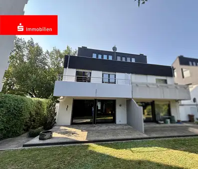 Moradia em banda T4 em Bergstrase, Germany N.º 313235