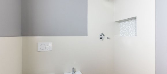 5-salle Appartement à Bologna, Italy No. 230179 27