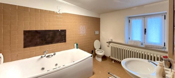 4 bedrooms House in Udine, Italy No. 192844 14