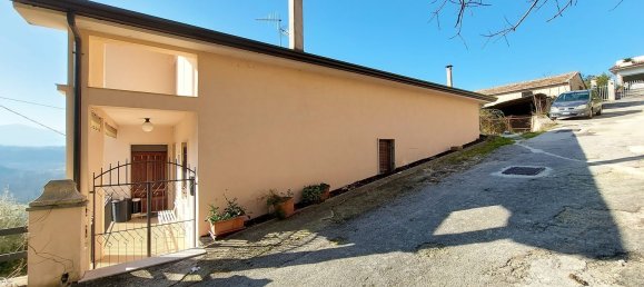 10 rooms House in Posta Fibreno, Italy No. 47792 6