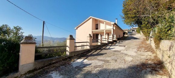 10 rooms House in Posta Fibreno, Italy No. 47792 4