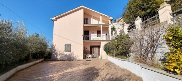 10 rooms House in Posta Fibreno, Italy No. 47792 2