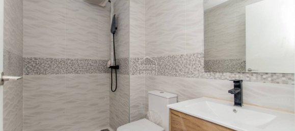 2 bedrooms Apartment in Es Castell, Spain No. 6229 4