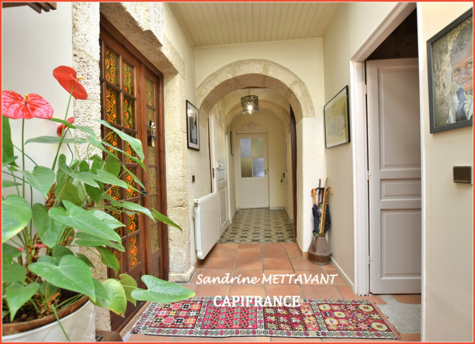 Casa de 4 dormitorios en Saint-Thibery, France No. 336587