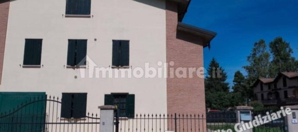 5غرفة منزل ذو طابقين في Cadelbosco di Sopra, Italy رقم 333122 2