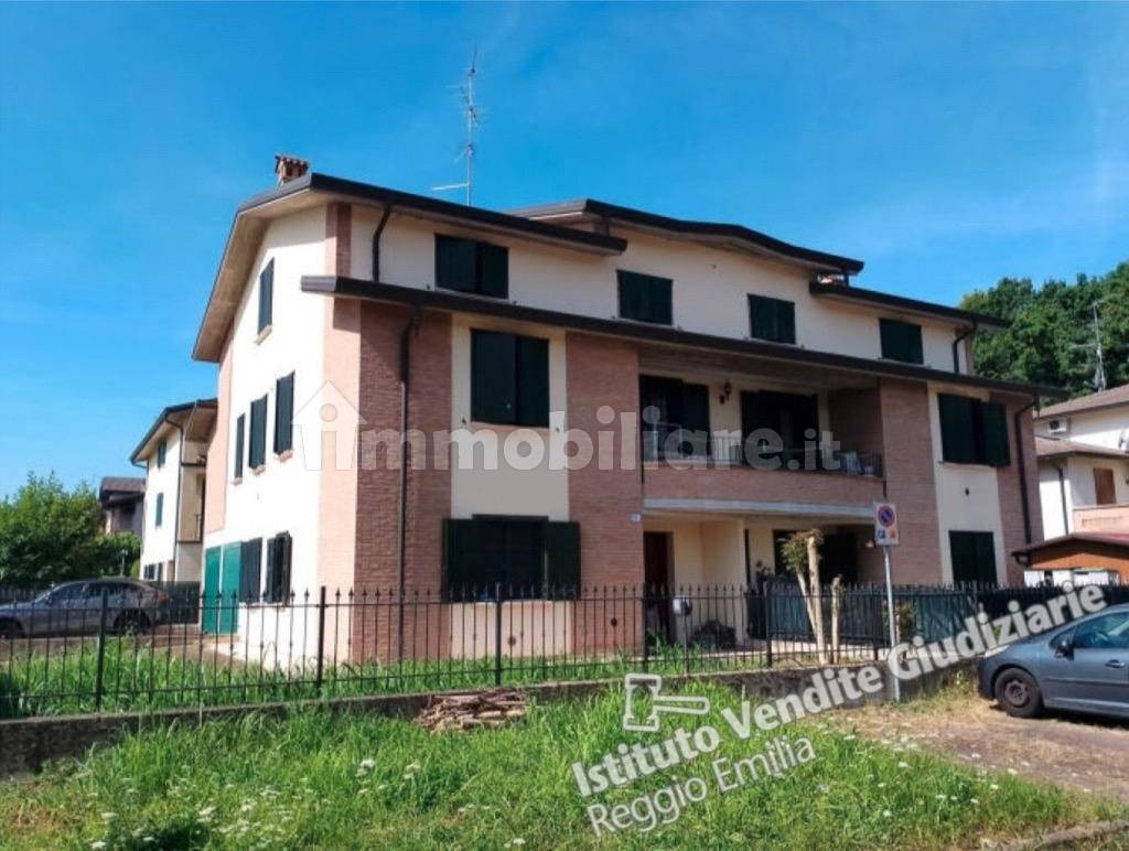 5غرفة منزل ذو طابقين في Cadelbosco di Sopra, Italy رقم 333122