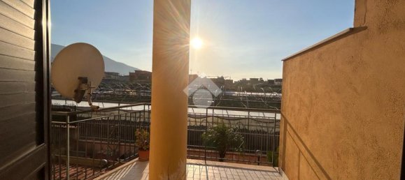 Квартира с 3 спальнями в Сант Антонио Абате, Италия № 112588 4