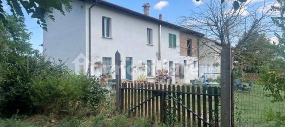 3 Schlafzimmer Haus in Voghera, Italy, Nr. 288974 13