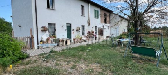 3 Schlafzimmer Haus in Voghera, Italy, Nr. 288974 5
