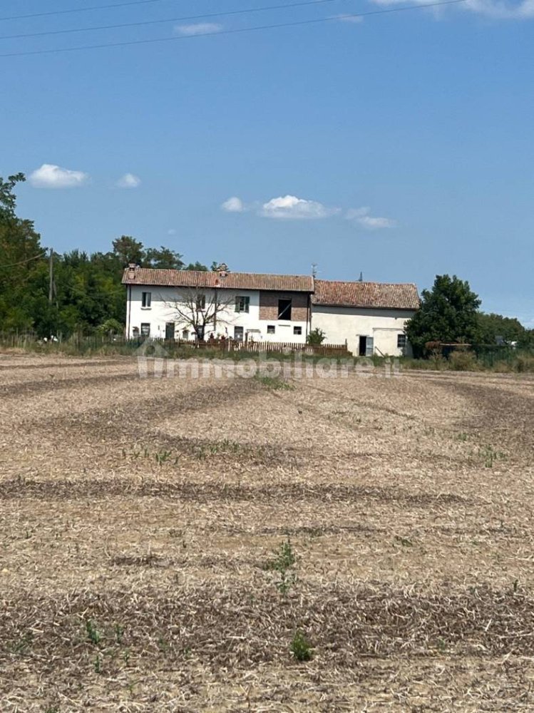 3 Schlafzimmer Haus in Voghera, Italy, Nr. 288974