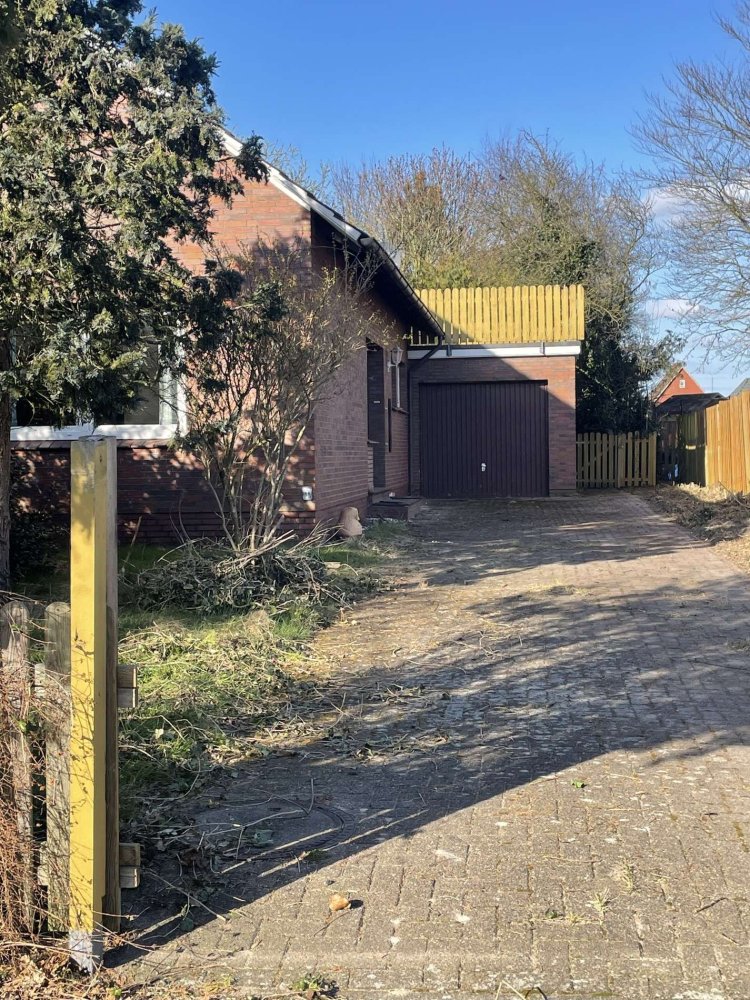 Casa de 4 dormitorios en Leer, Germany No. 267808