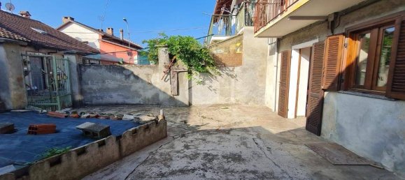 2 bedrooms House in Montanaro, Italy No. 133126 45