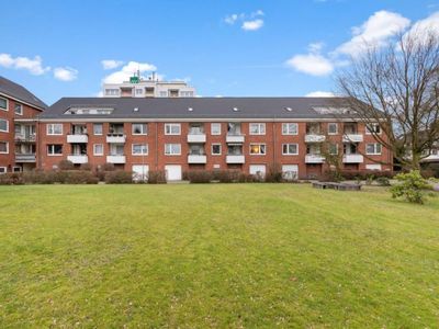 Квартира с 3 комнатами в Бремен, Германия № 82988