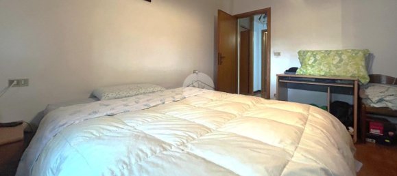 3 rooms Apartment in Rimini, Italy No. 136084 3