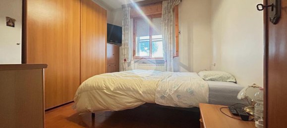 3 rooms Apartment in Rimini, Italy No. 136084 2