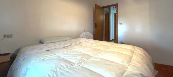 3 rooms Apartment in Rimini, Italy No. 136084 16
