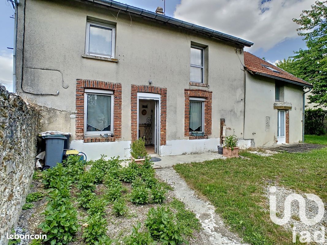 3 bedrooms Townhouse in Broussy-le-Grand, France No. 65523