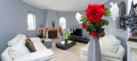 5 bedrooms Villa in Loule, Portugal No. 123590 5