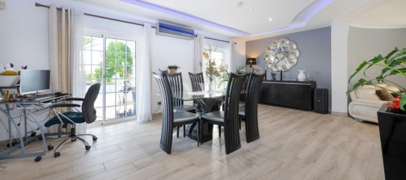 5 bedrooms Villa in Loule, Portugal No. 123590 9