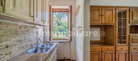 3 bedrooms House in Spoleto, Italy No. 356592 14