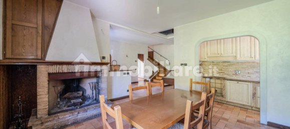 3 bedrooms House in Spoleto, Italy No. 356592 12