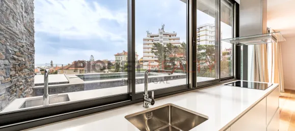 3 bedrooms Penthouse in Cascais, Portugal No. 121037 14