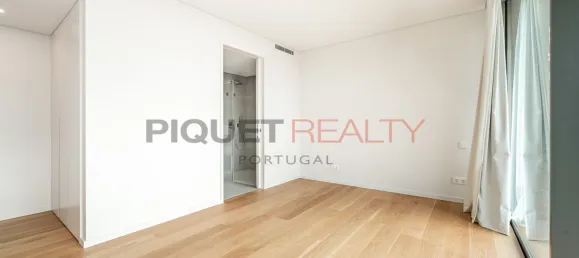 3 bedrooms Penthouse in Cascais, Portugal No. 121037 27