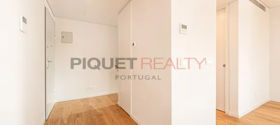 3 bedrooms Penthouse in Cascais, Portugal No. 121037 6