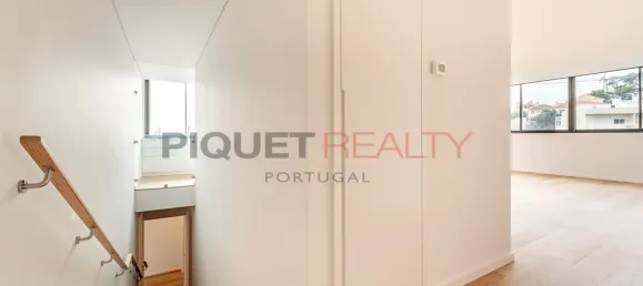 3 bedrooms Penthouse in Cascais, Portugal No. 121037 21