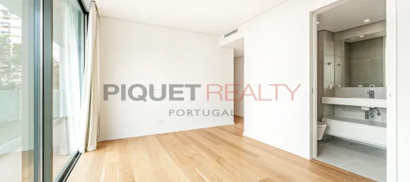 3 bedrooms Penthouse in Cascais, Portugal No. 121037 28