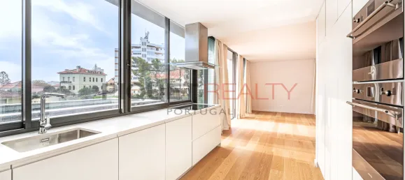 3 bedrooms Penthouse in Cascais, Portugal No. 121037 15