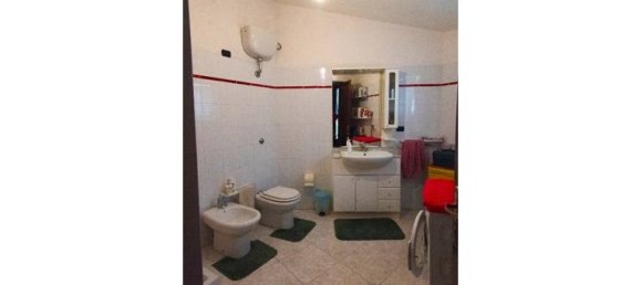 Villa de 4 dormitorios en Villa Sant'Antonio, Italy No. 252342 6