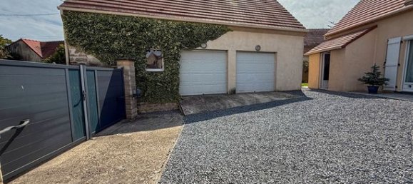 3 bedrooms House in Neuilly-en-Thelle, France No. 311296 6