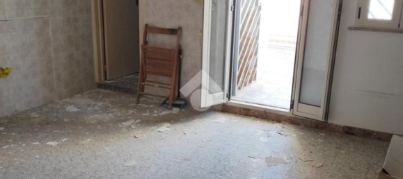 4 rooms House in Mola di Bari, Italy No. 129395 5